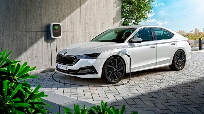 Skoda Superb PHEV